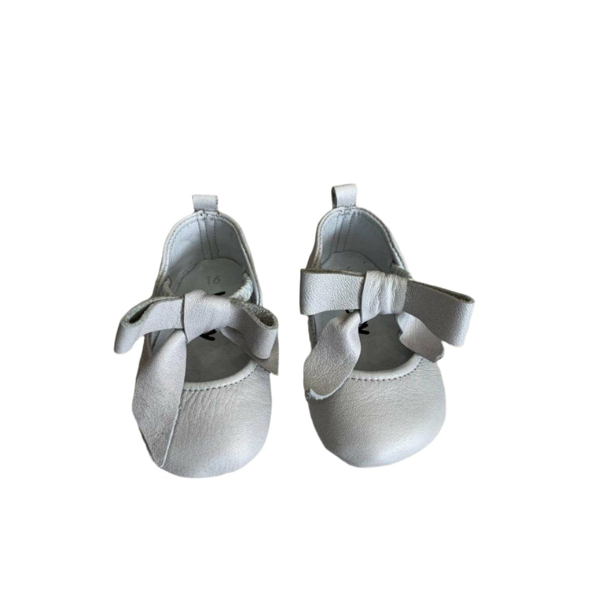 ROSEBUD LEATHER SHOES - PEARL WHITE