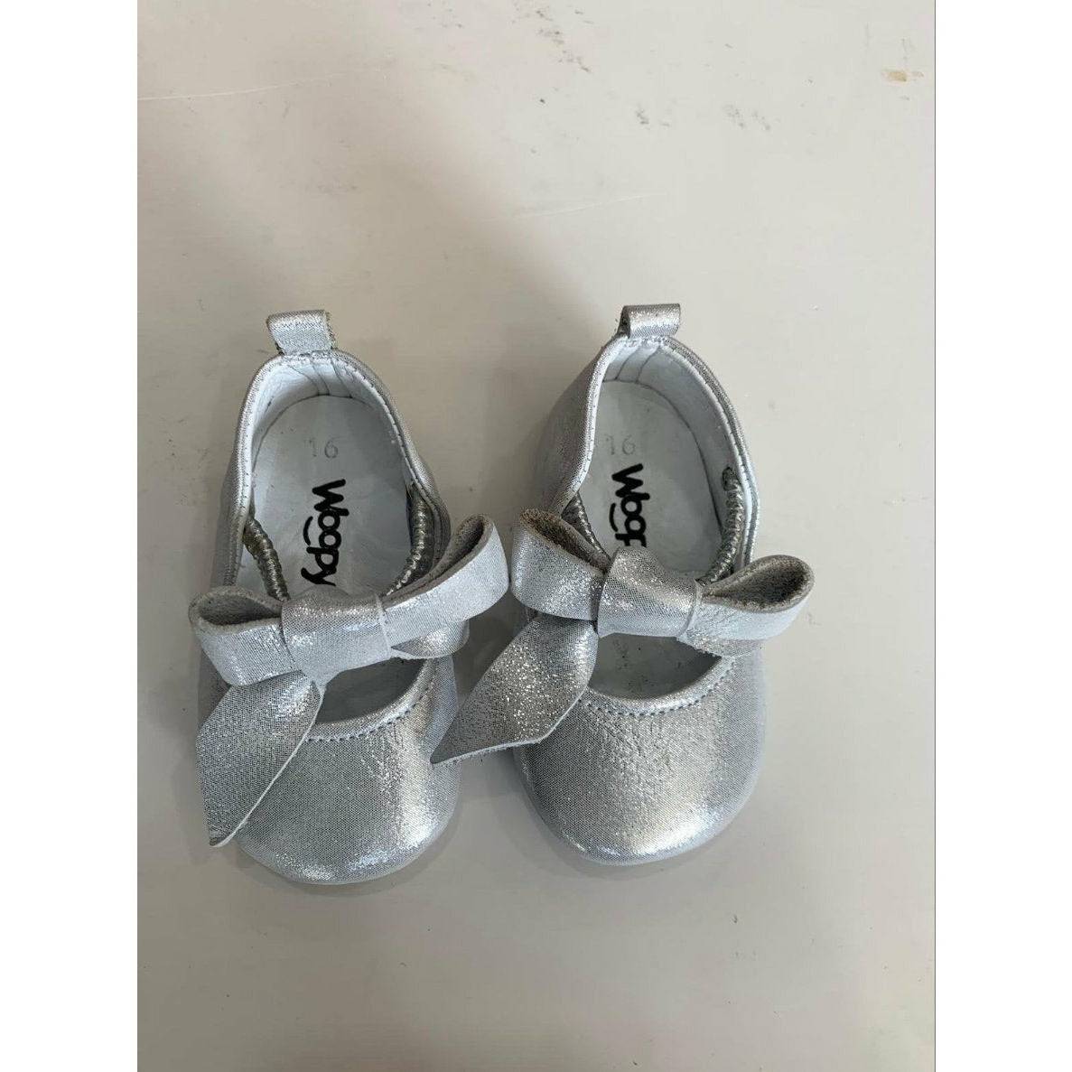 ROSEBUD LEATHER SHOES - SILVER